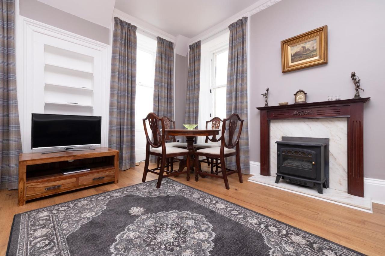 Joivy Cozy Apt Near Edinburgh Castle Екстериор снимка