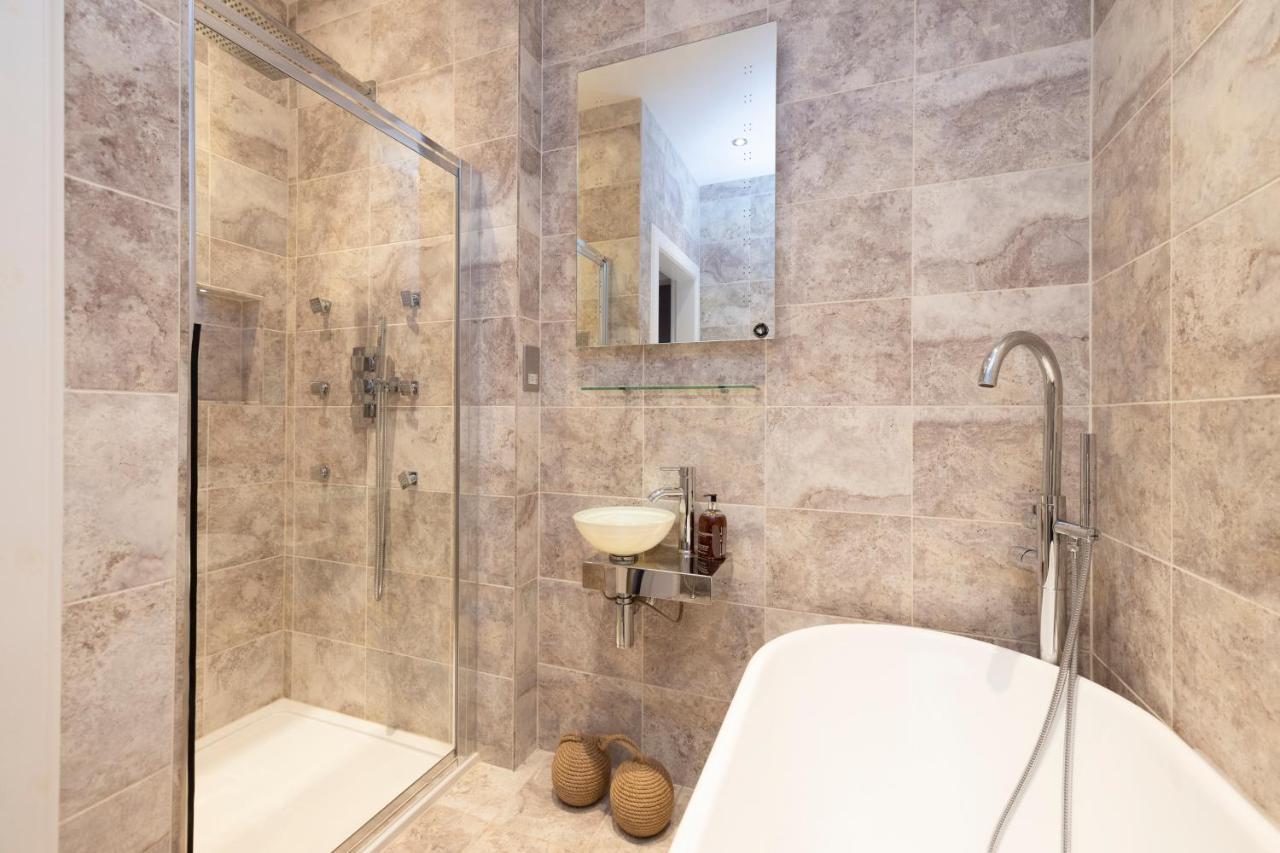 Joivy Cozy Apt Near Edinburgh Castle Екстериор снимка